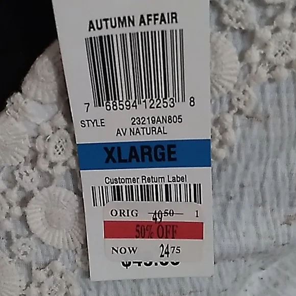 Style & co dressy off-white/cream beige top with 3/4 flaired sleeves, size XL. - Picture 7 of 7